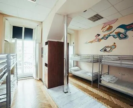 Art Hostel